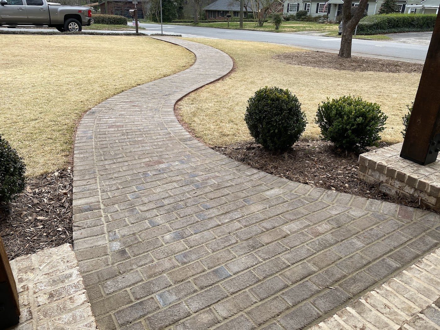 Curved paver walkway